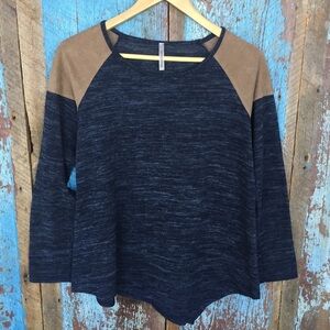 Mitto Shop Navy Top